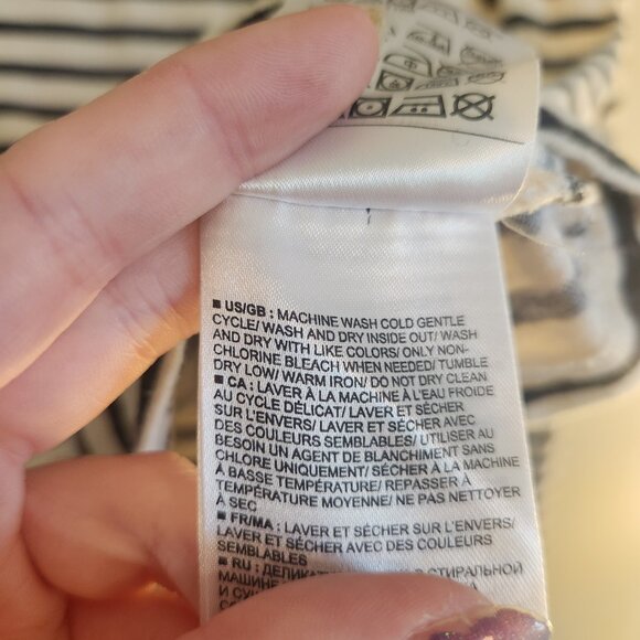 GAP Black and White Striped Blouse - Picture 4 of 7